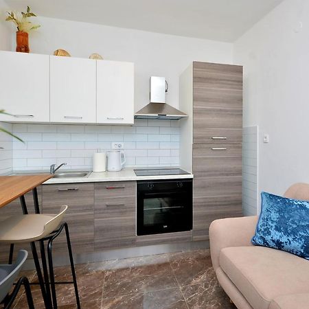 Apartment 'Mimo' In Milna - Hvar Exterior photo