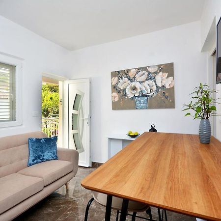 Apartment 'Mimo' In Milna - Hvar Exterior photo
