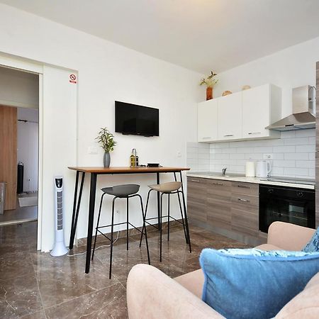 Apartment 'Mimo' In Milna - Hvar Exterior photo