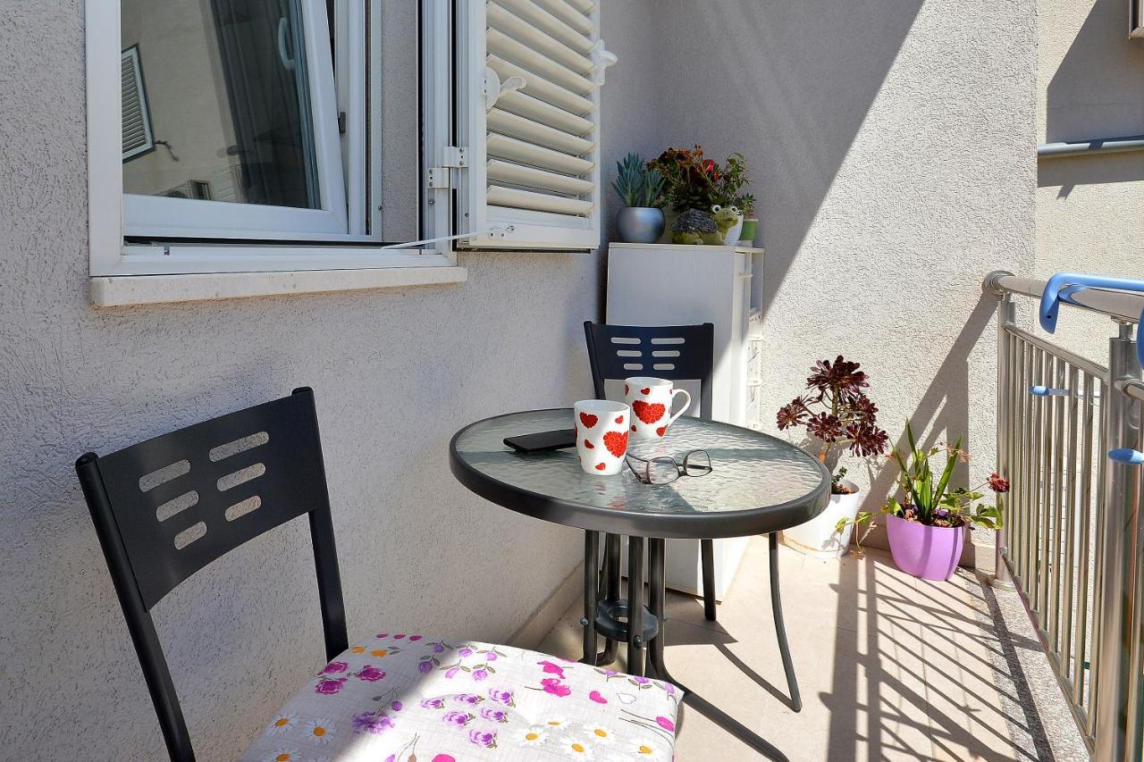 Apartment 'Mimo' In Milna - Hvar Exterior photo